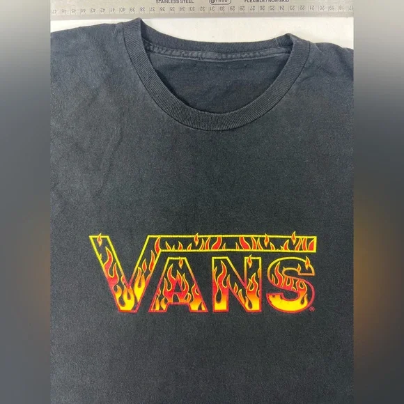 Vans Shirt Men's Medium Black Flaming Logo Off The Wall Graphic Tee Short Sleeve - Picture 3 of 6